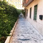 B&B Dea Flora Roma